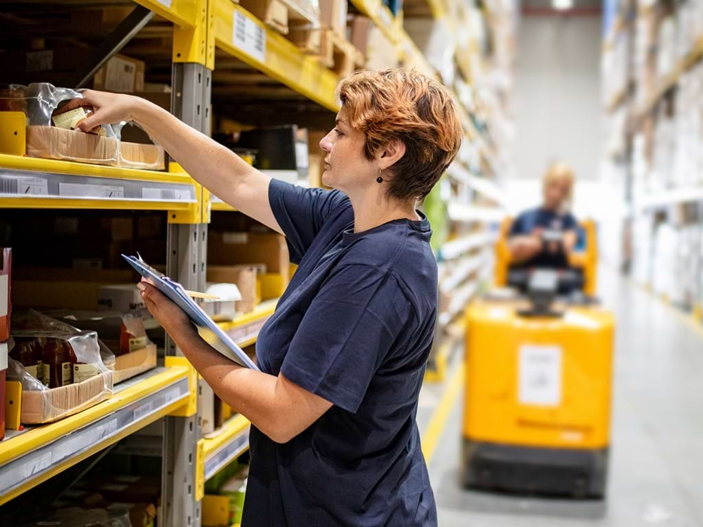 Kurzfristige Umplanungen mit der Schichtplanung von GFOS lösen; © iStock 1055881608